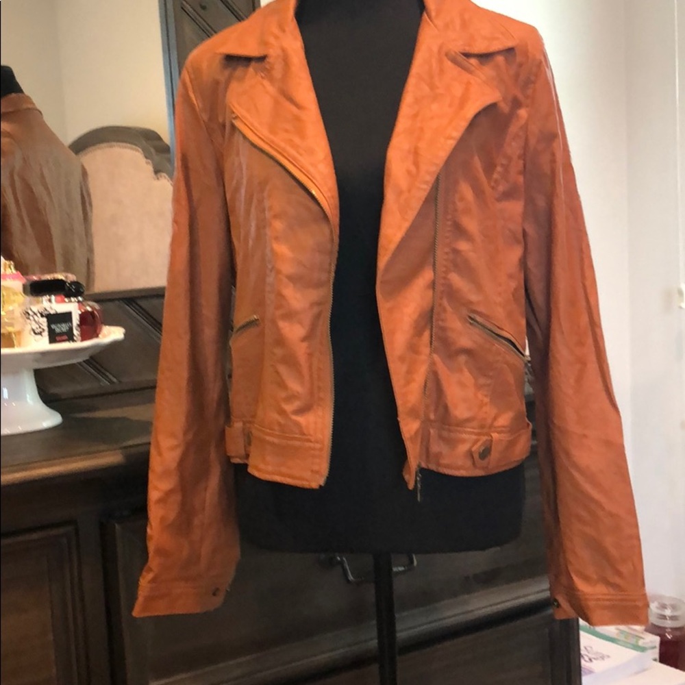 Leather jacket - Picture 2 of 2
